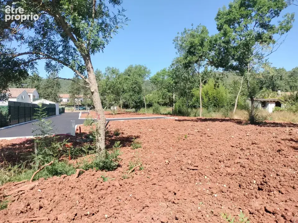 Terrain 393 m² à vendre à Le Luc (83340) - photo 7