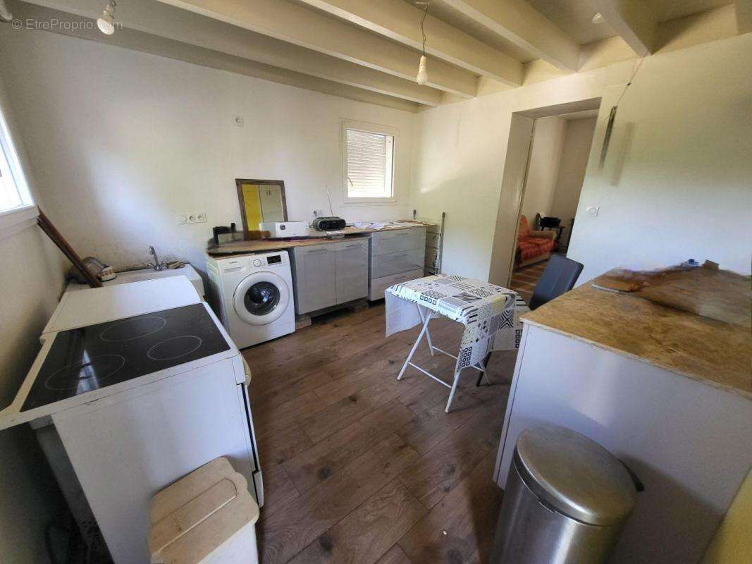 Maison à COULONGES-SUR-L&#039;AUTIZE