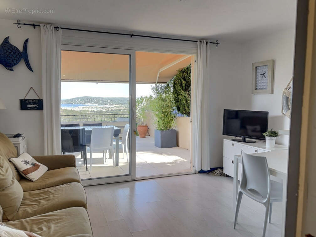 Appartement à GRIMAUD