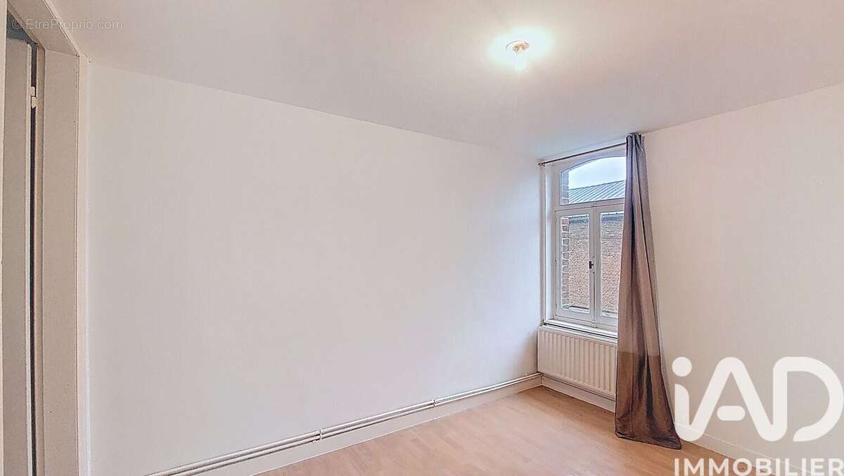 Photo 8 - Maison à VILLERS-POL