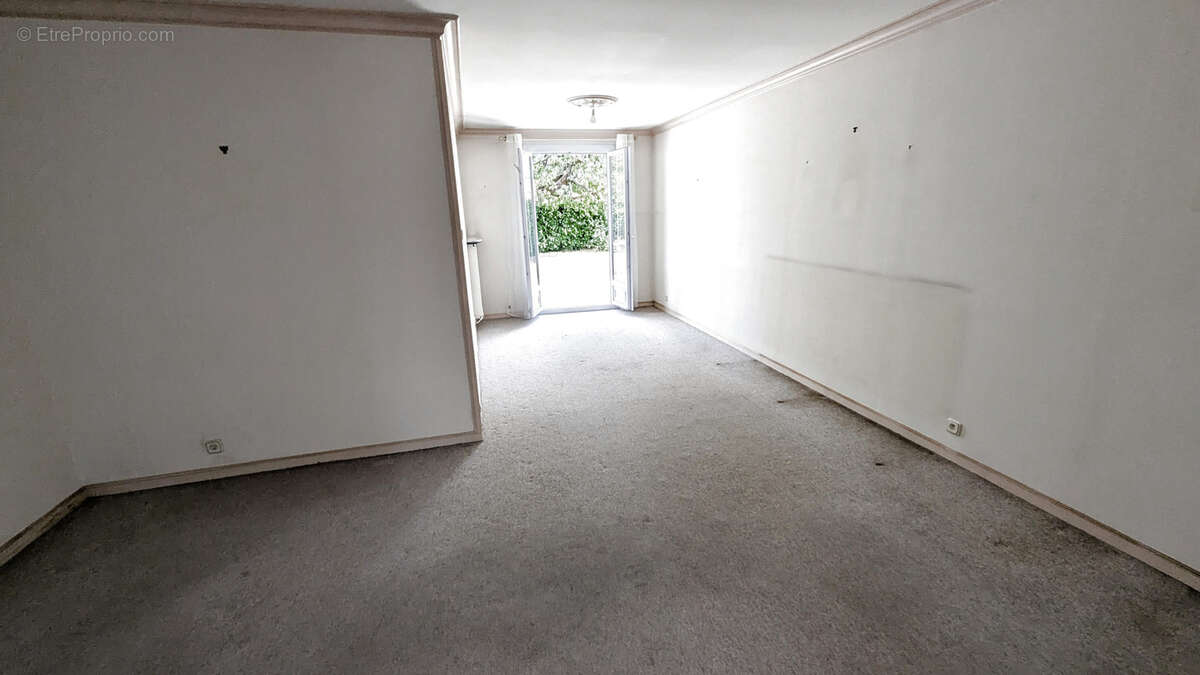 Magné plain pied 2 ch garage preau - photo 4