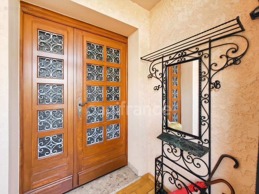 Maison 6 pièces - photo 2