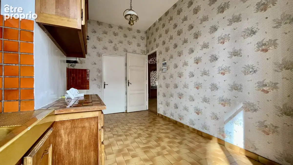 Spacieux appartement de 107 m2 / charme de l'ancien / lyon 6 - photo 5