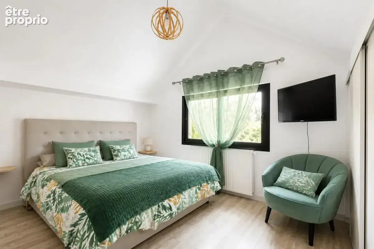 Maison de 8 pièces de 245 m² à Lamorlaye - photo 29