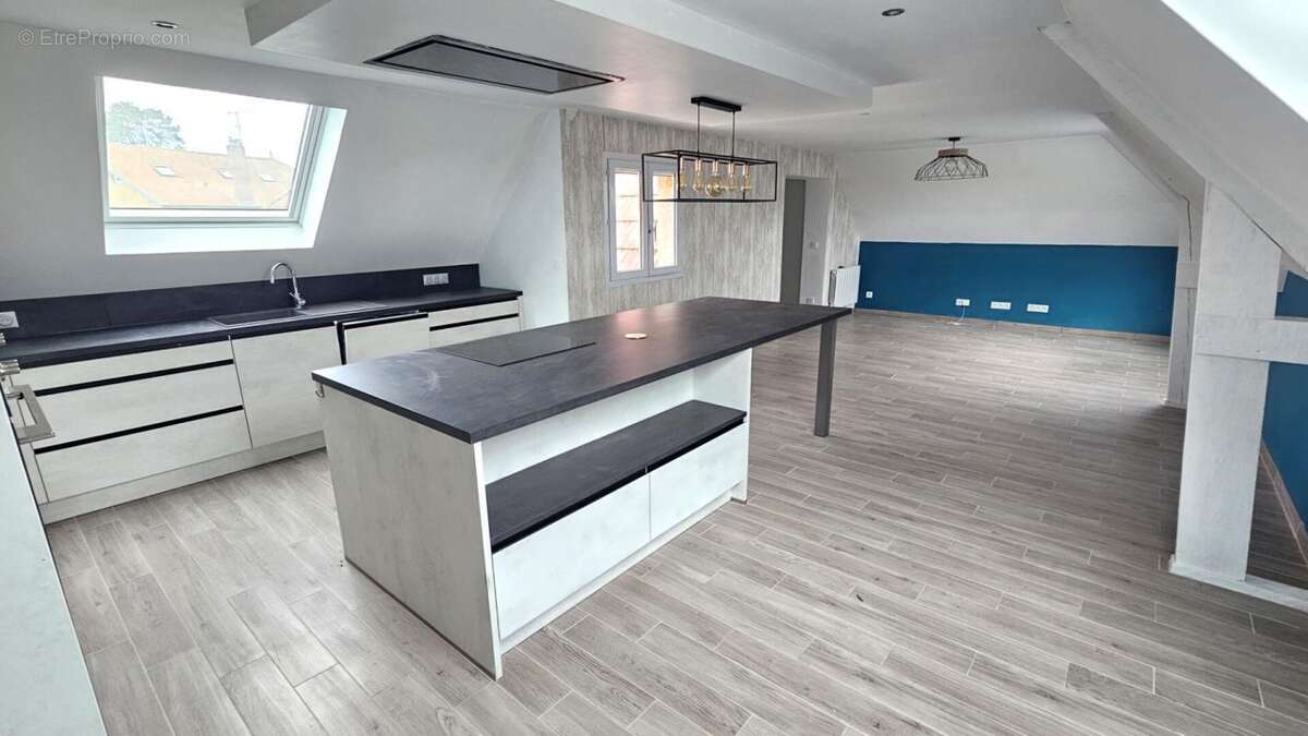 Appartement à CONDE-SUR-VESGRE
