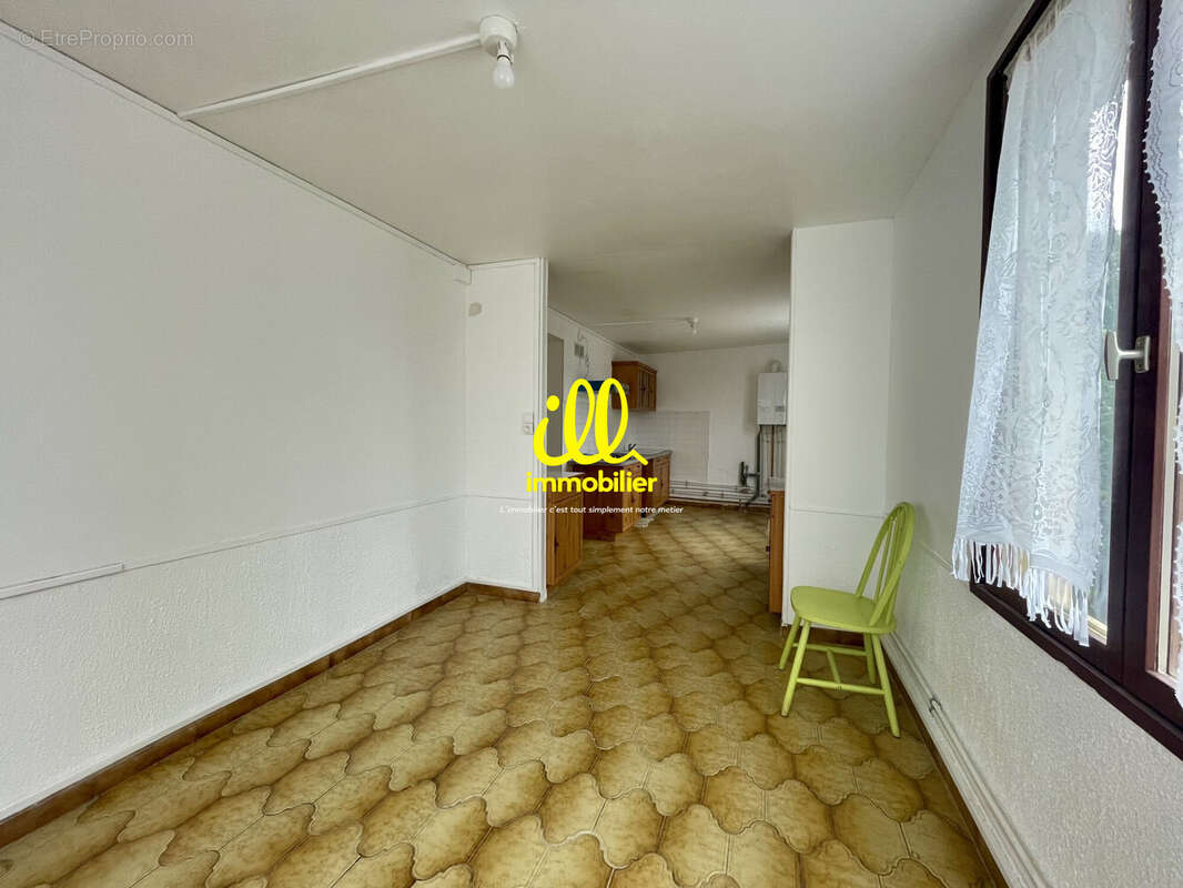 Appartement 187 m² à Nouzonville  - photo 7