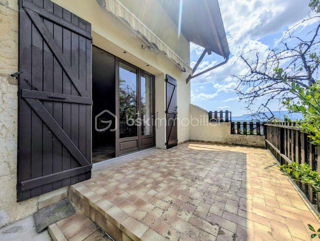 Arviere en valromey --- maison --- terrasse --- jardin --- calme --- combles amenageables - photo 8