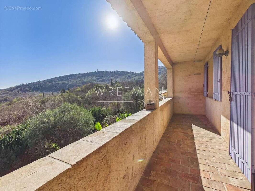 Maison à LE BAR-SUR-LOUP