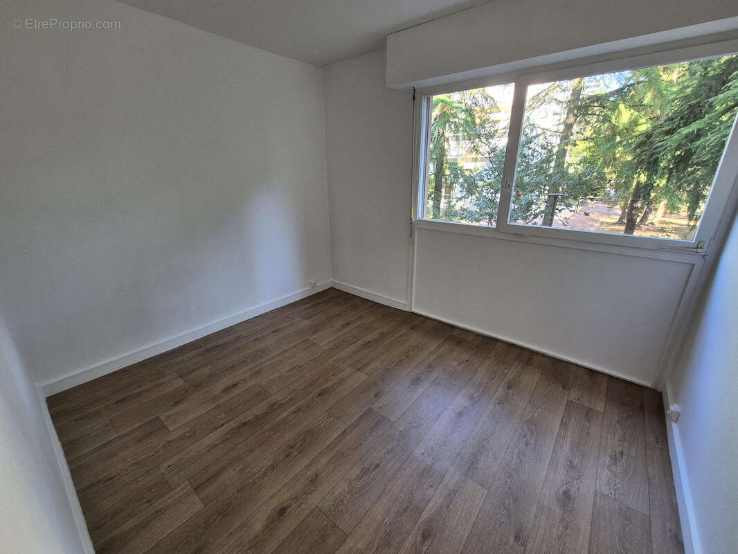 Appartement à VELIZY-VILLACOUBLAY