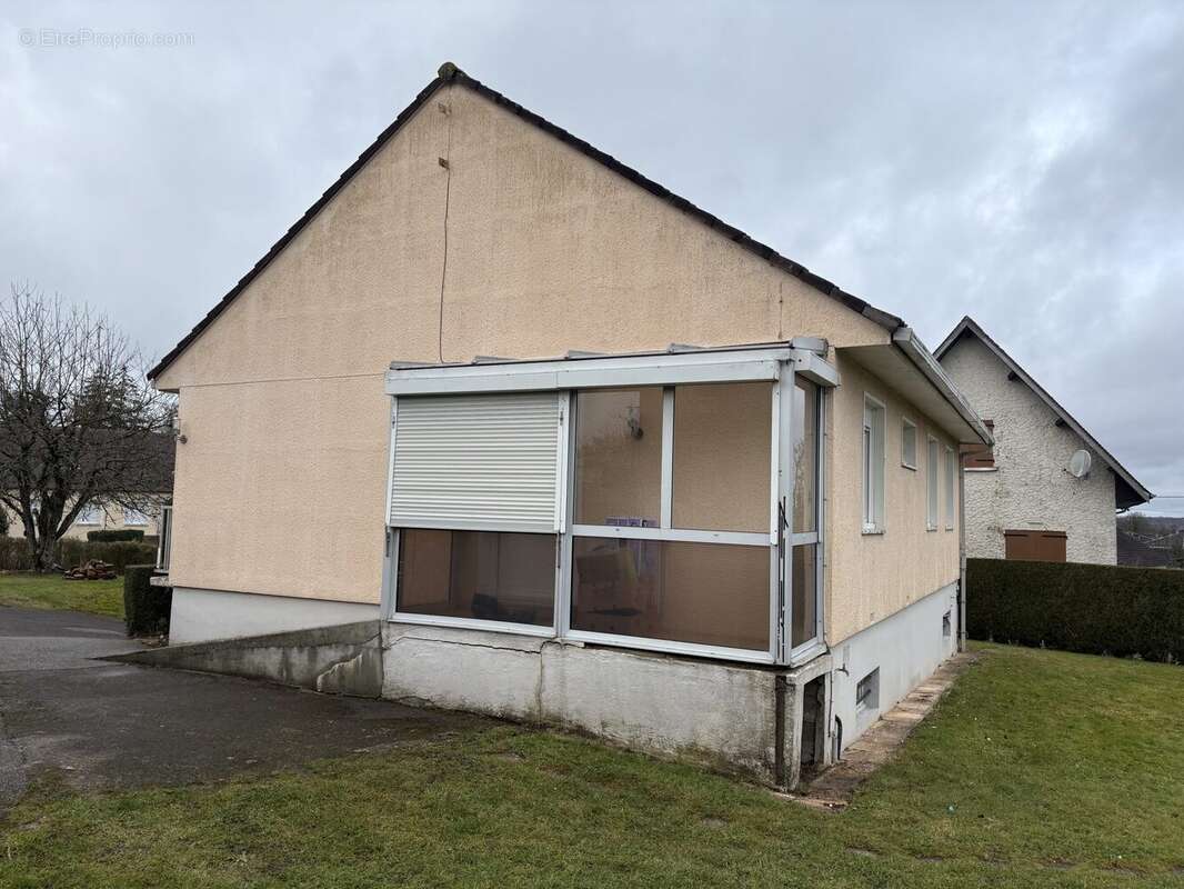 Maison à BELLOU-LE-TRICHARD