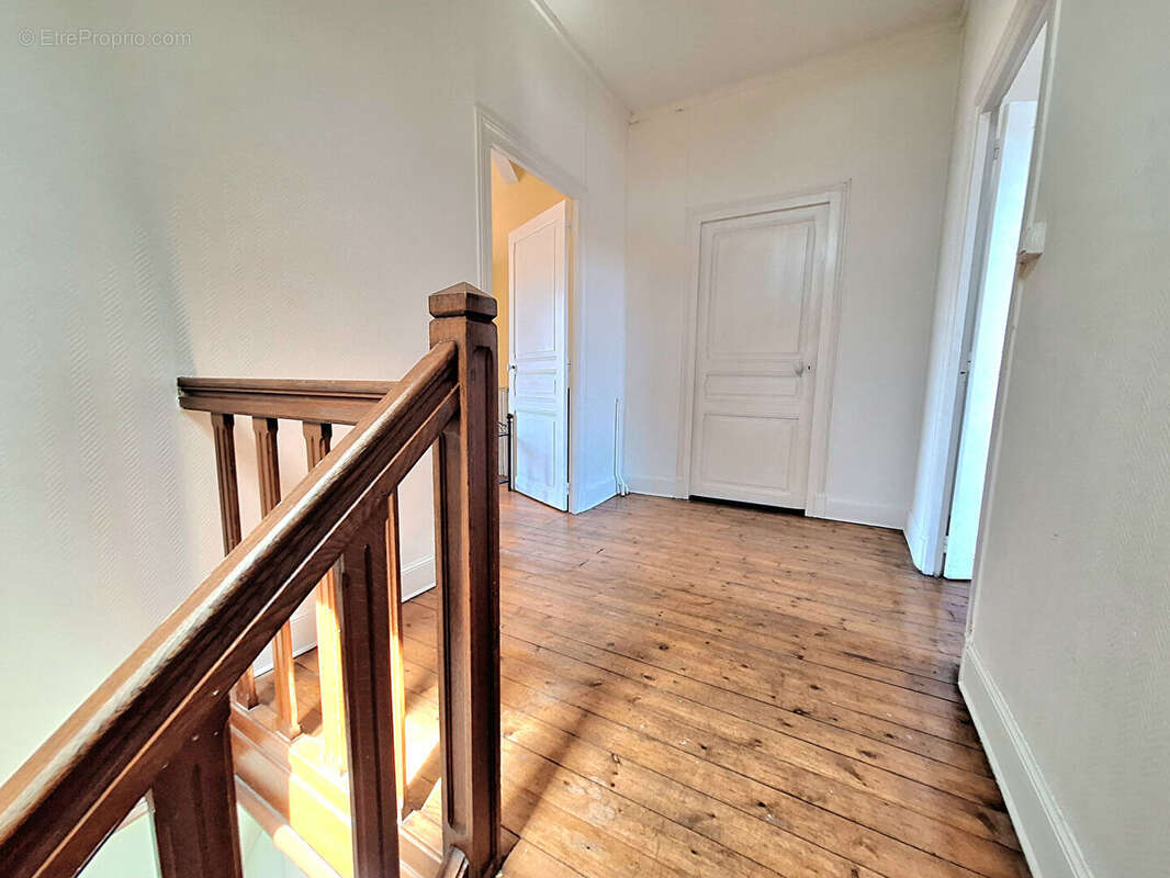 Maison à MONTLUCON