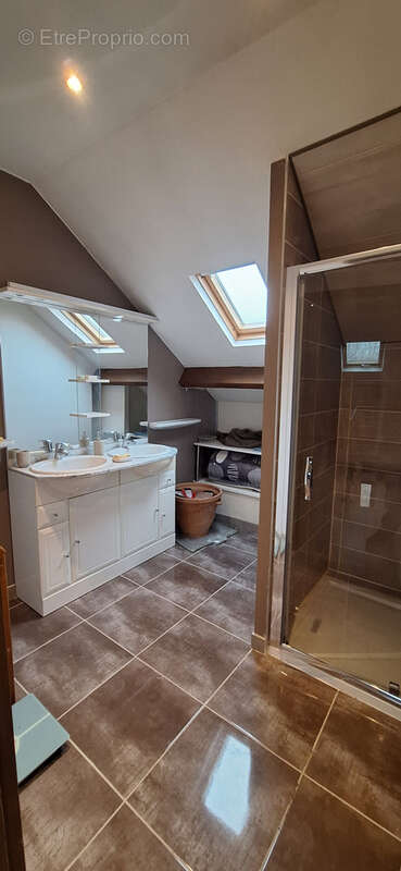 Maison à FONTAINE-LA-GAILLARDE