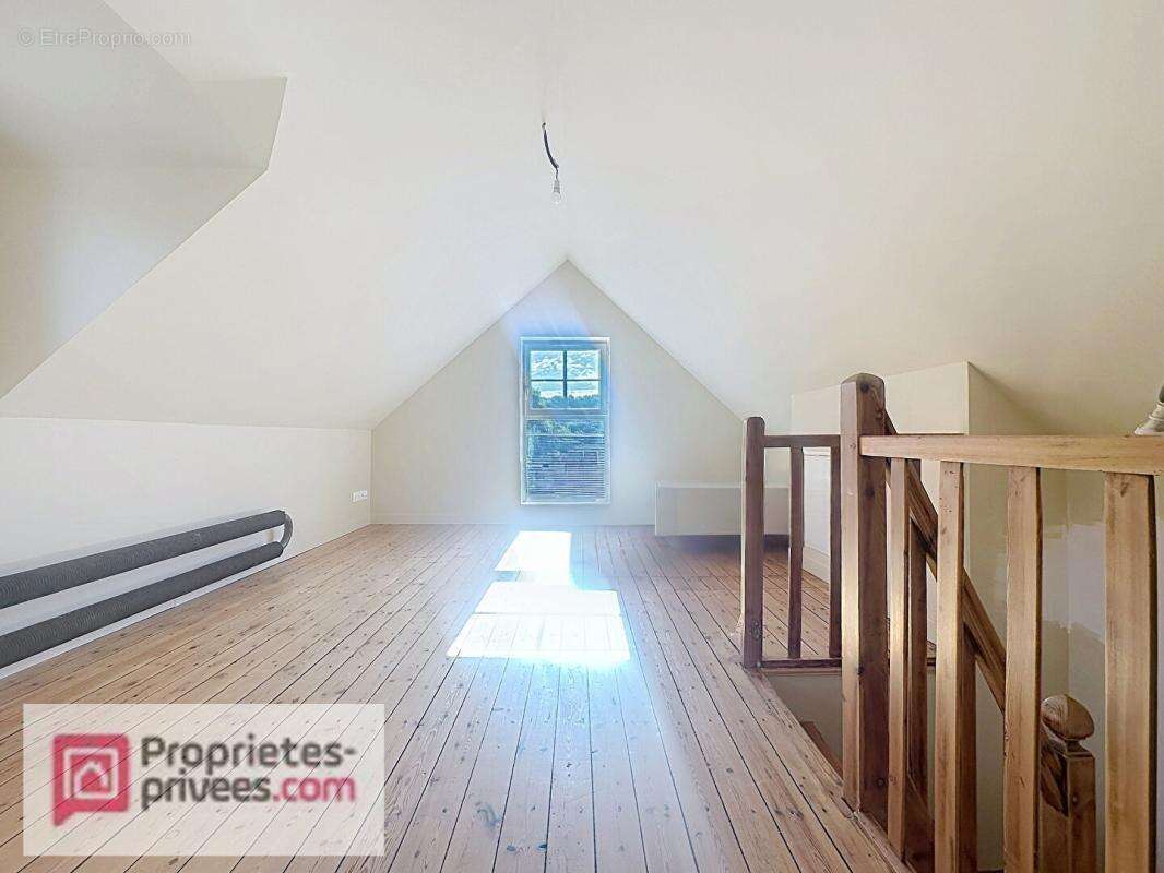 Maison de Maître  rénovée avec jardin de 545 m² et terrain constructible - photo 13
