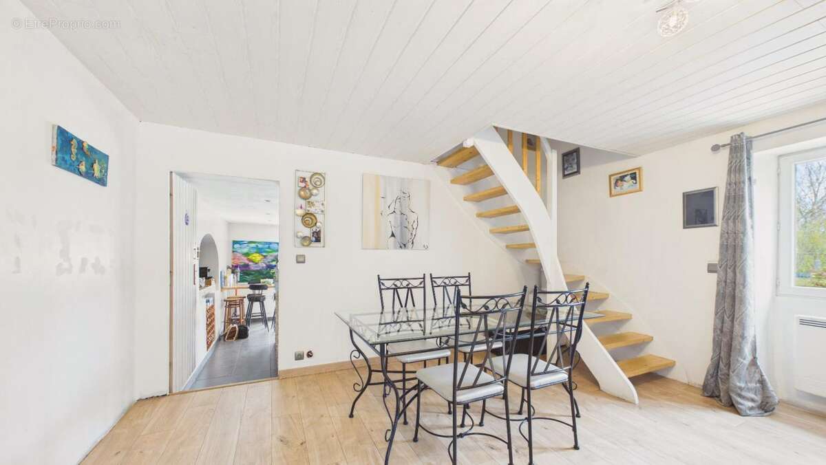 Maison à SAUJAC