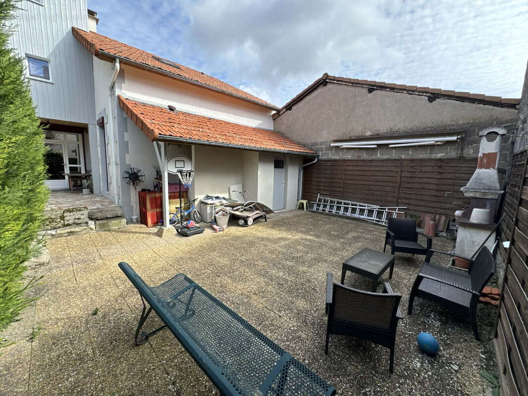 Maison à CLERMONT-FERRAND