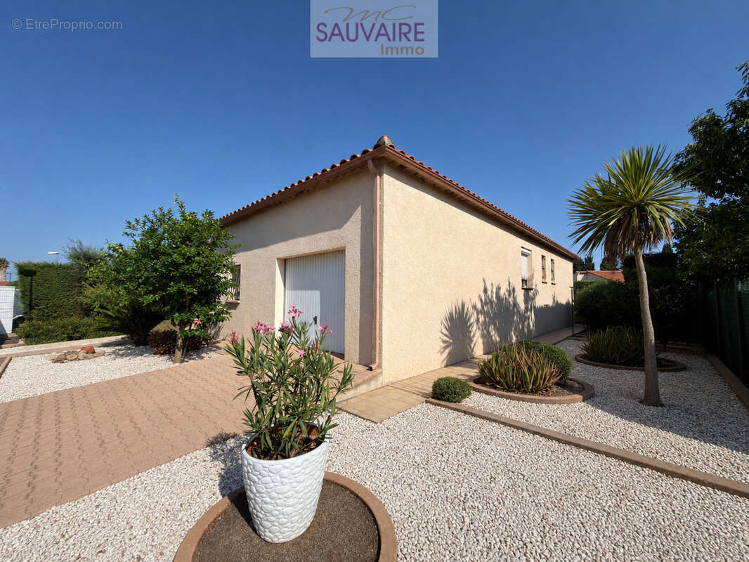 Villa 4 faces de plain-pied avec 3 chambres et garage - photo 17