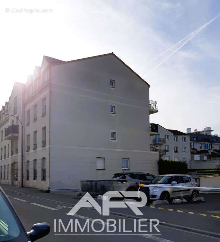 Parking à BEZONS
