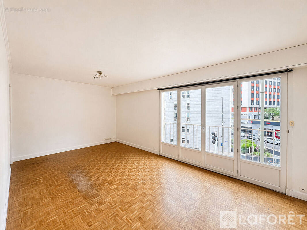 Appartement à SEVRES