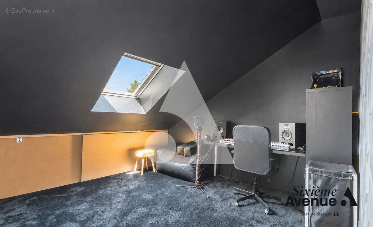 Maison 5 Chambres Saint Germain Les Arpajon 147 m² - photo 11