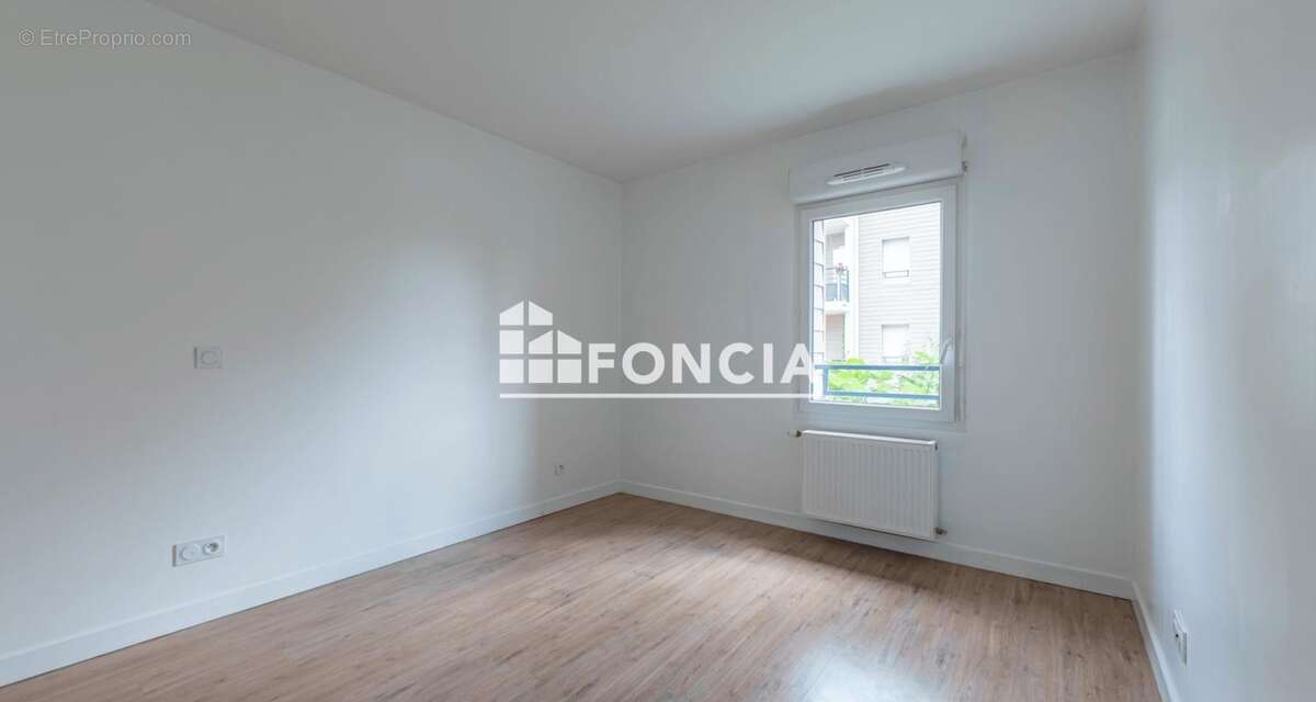 Appartement à SAINT-SYMPHORIEN-D'OZON