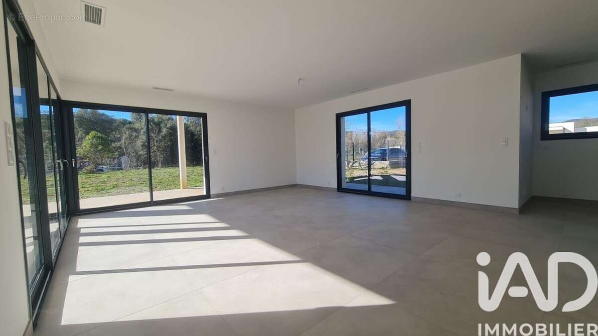 Photo 6 - Maison à SAINT-MARTIN-DE-VALGALGUES