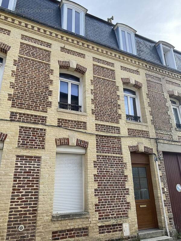 Maison à MONTIVILLIERS