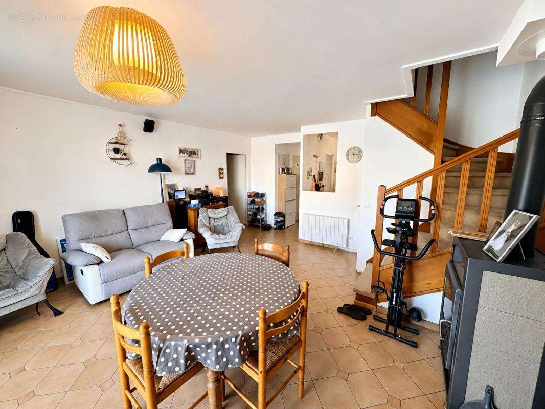 Maison à BONNIERES-SUR-SEINE