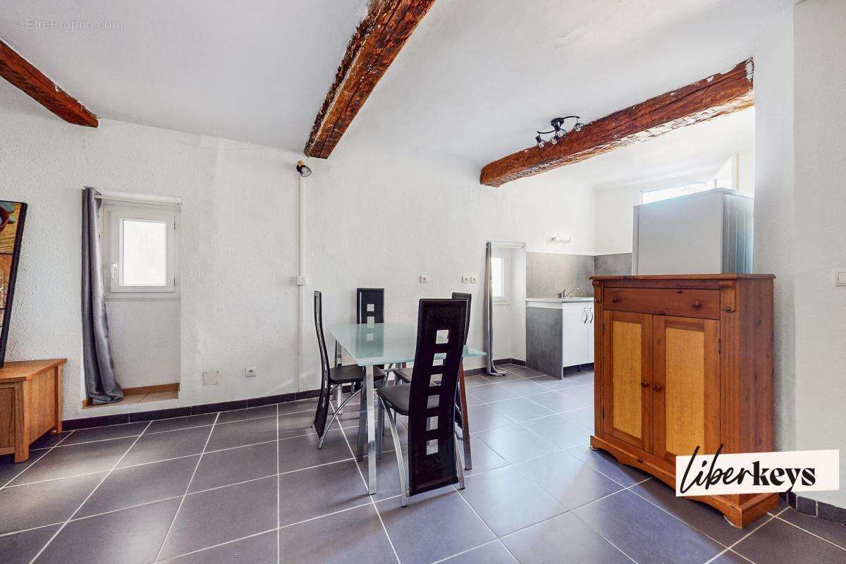 Appartement à SAINT-MAXIMIN-LA-SAINTE-BAUME