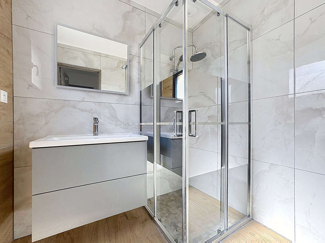 Maison à VILLEFONTAINE