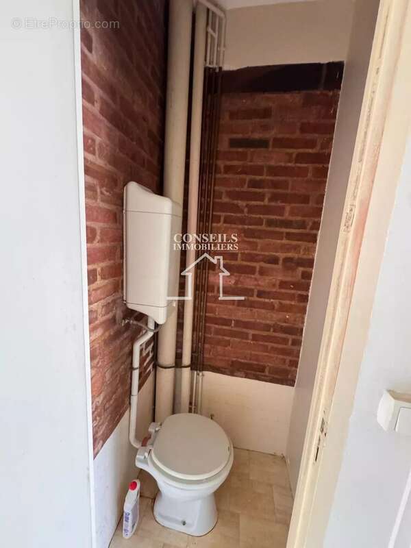 Maison à VILLENEUVE-SUR-YONNE