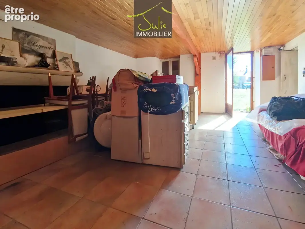 Maison de bourg a renover à chanteloup - photo 2