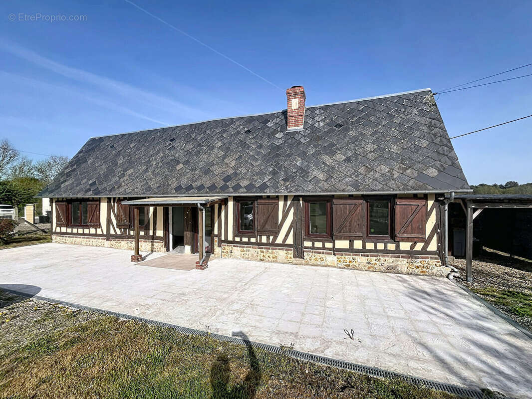 Maison à MONTFORT-SUR-RISLE