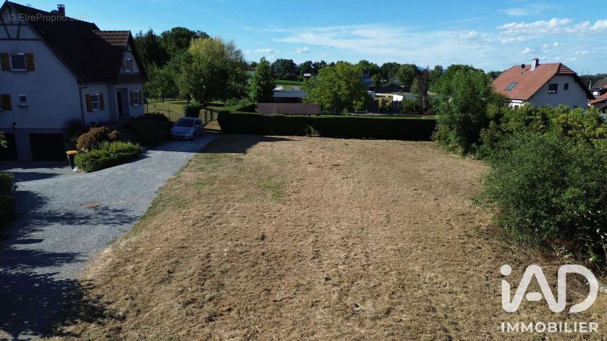 Terrain 821 m² à Manspach  - photo 3
