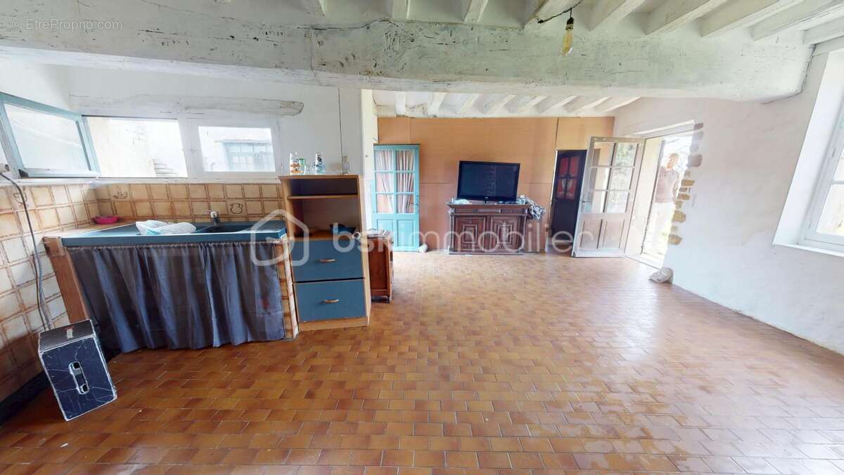 Maison à BEAUNE-LA-ROLANDE