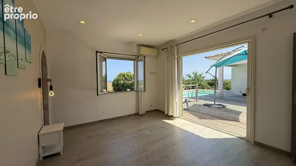 Très belle villa type 5 - Piscine  - Terrain 1100 m². - photo 8