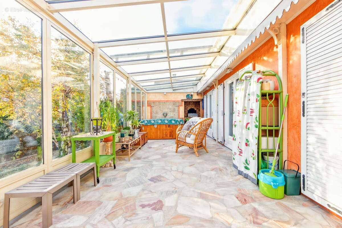 Maison à SUCY-EN-BRIE