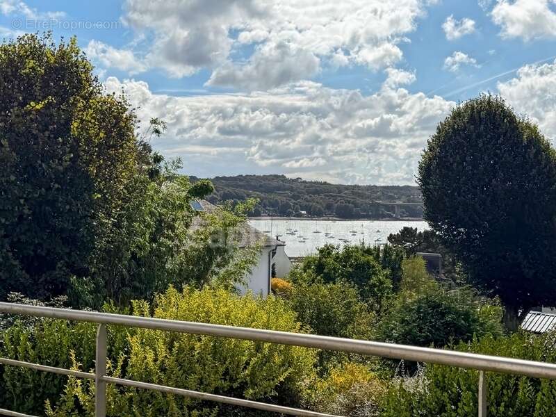 Maison à LE RELECQ-KERHUON