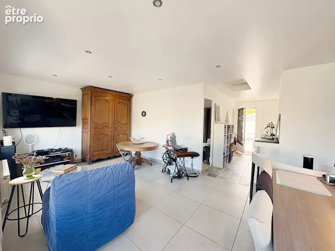 HYERES L' AYGUADE - Maison - 4 logements - 144m2 - photo 4
