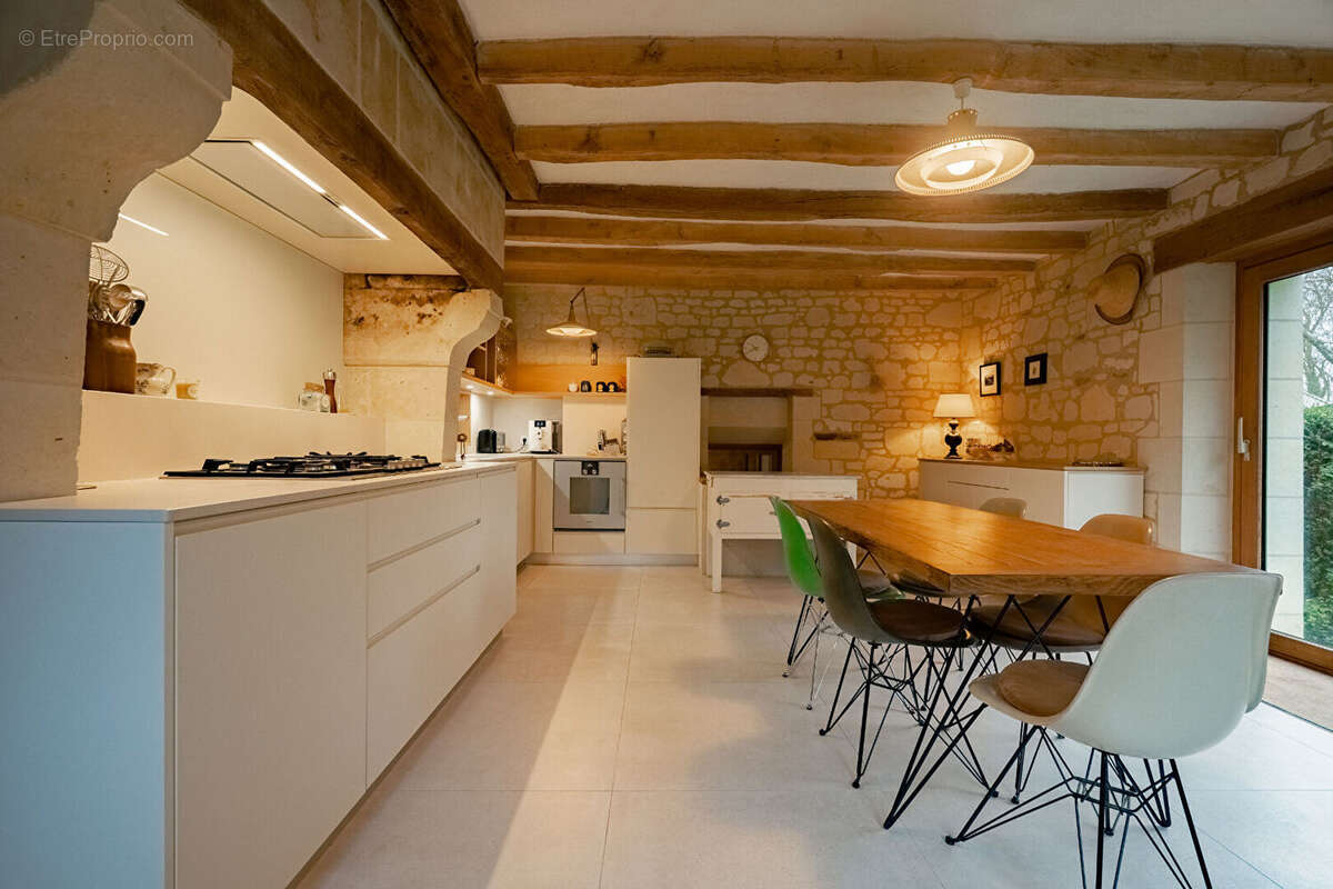 Maison à BRISSAC-QUINCE