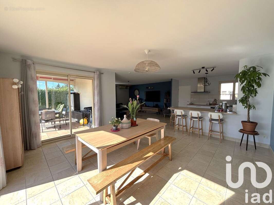 Photo 5 - Maison à COURSAC