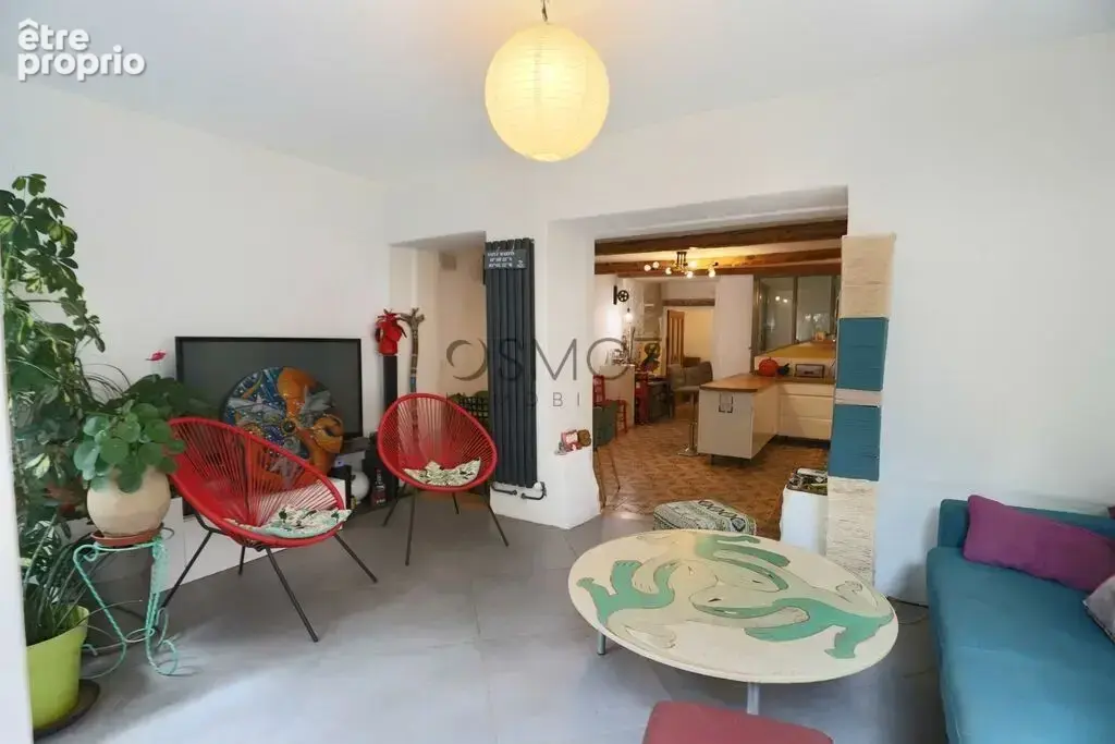 Maison vigneronne de 195 m2 avec cours, terrasses, grange à Séri - photo 5