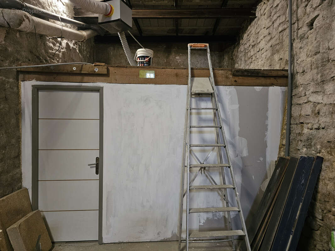 Appartement à EGUILLES