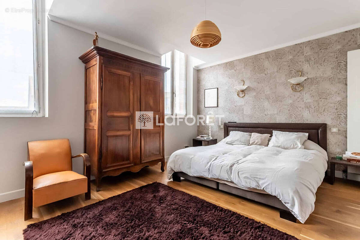 Maison à SAINT-NICOLAS-DE-LA-GRAVE