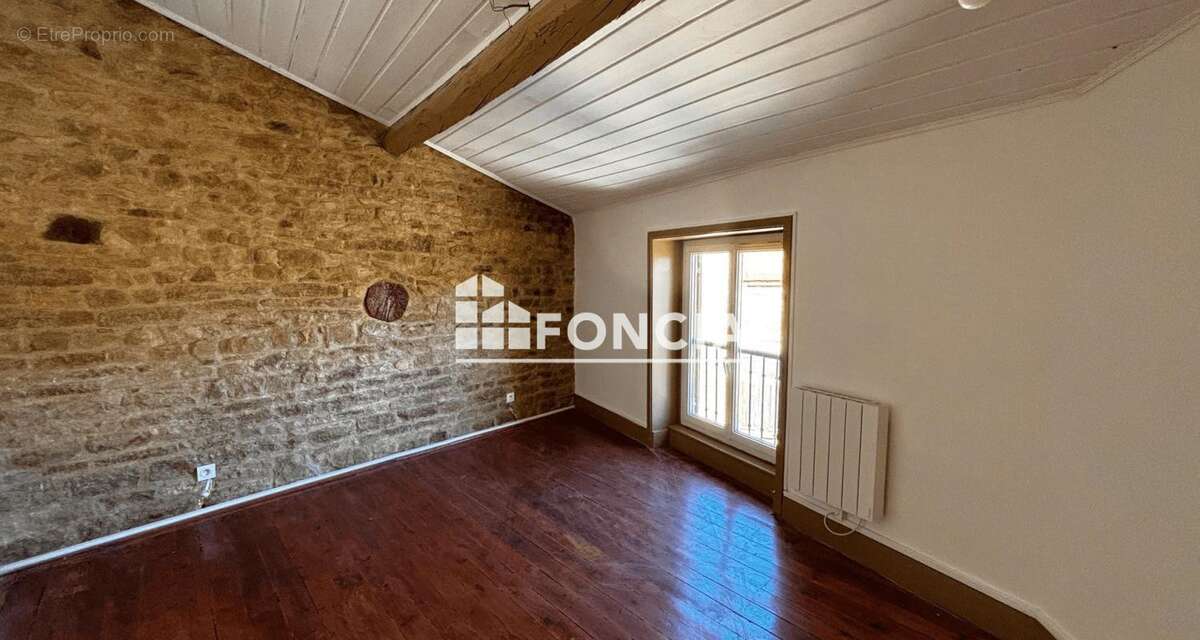 À vendre – immeuble de rapport en pierre – chazay-d'azergues (rue du chevalier bayard) - photo 5