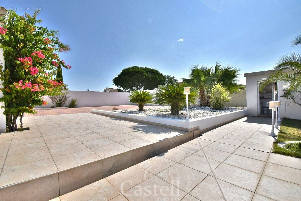 Maison à AGDE