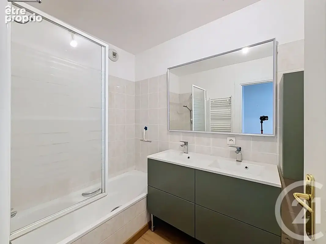 Appartement 4 pièces 81 m² à vendre à Taninges (74440) - photo 9
