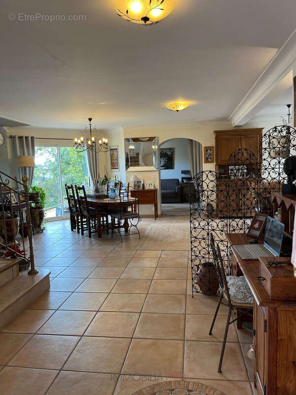 Maison à FAYENCE