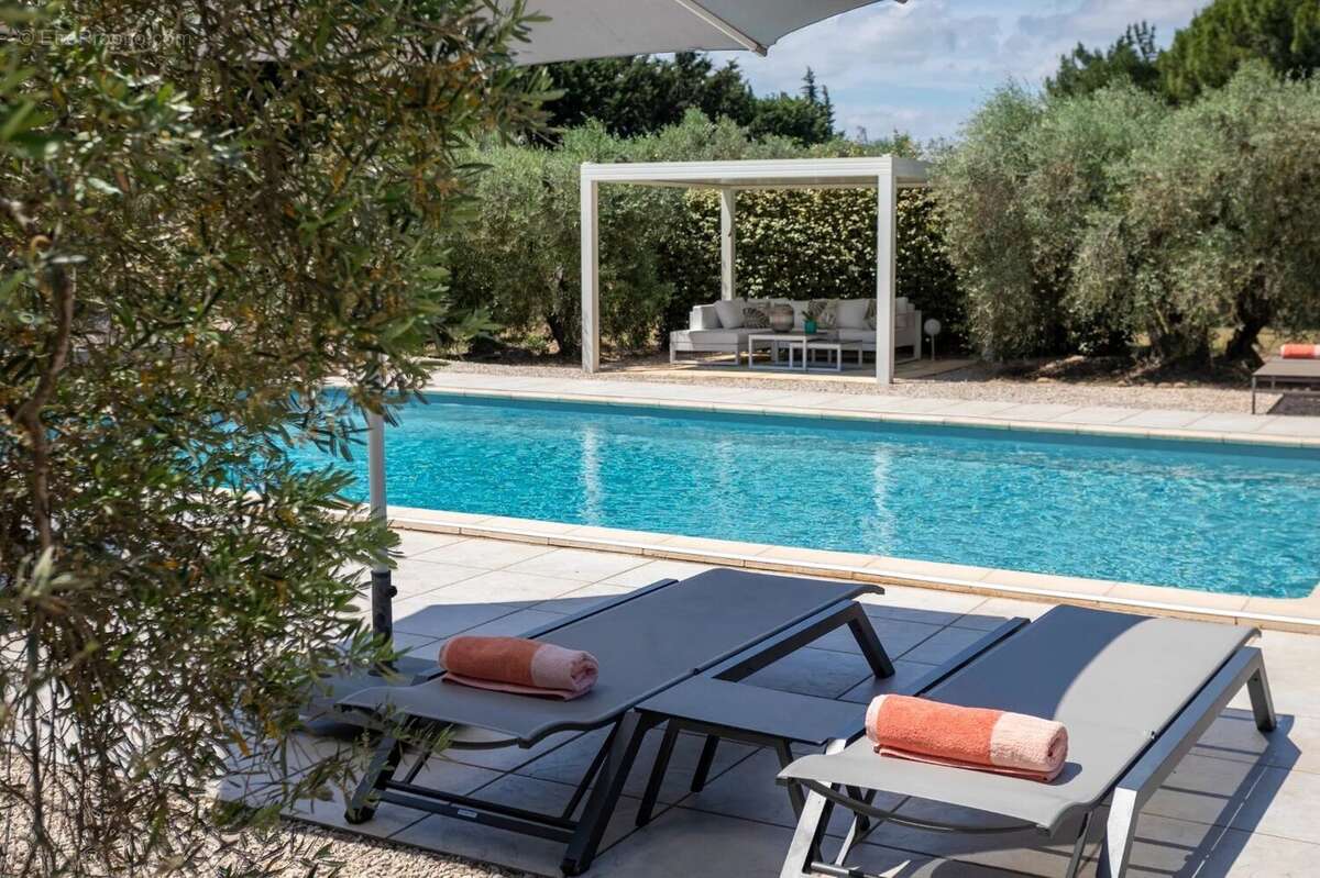 Mas en campagne de Mouriès au calme - photo 6