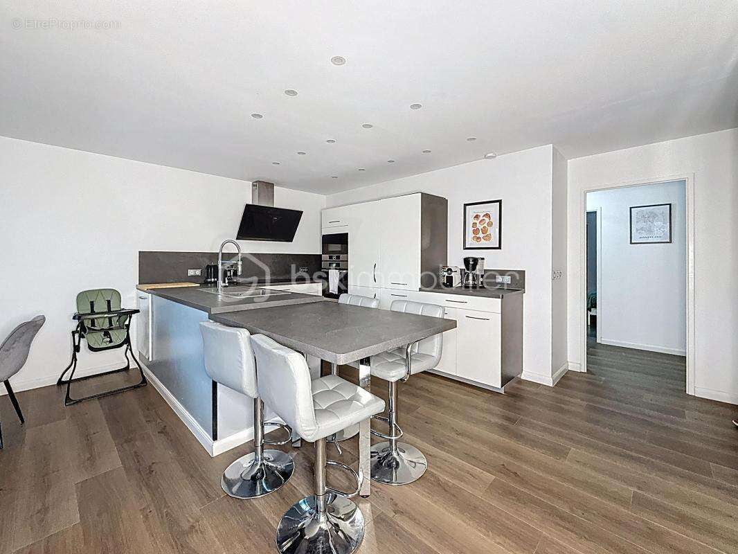 Appartement à SERRIS