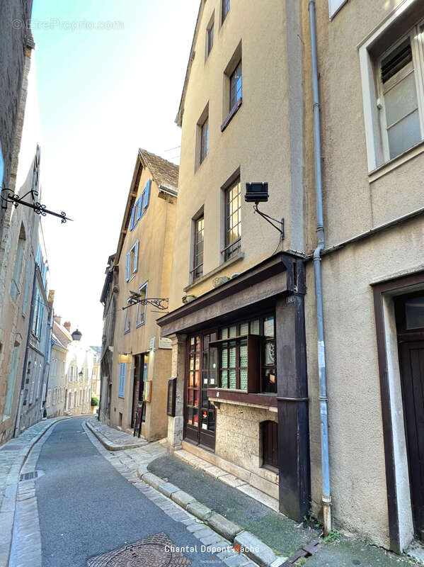 Maison à CHARTRES